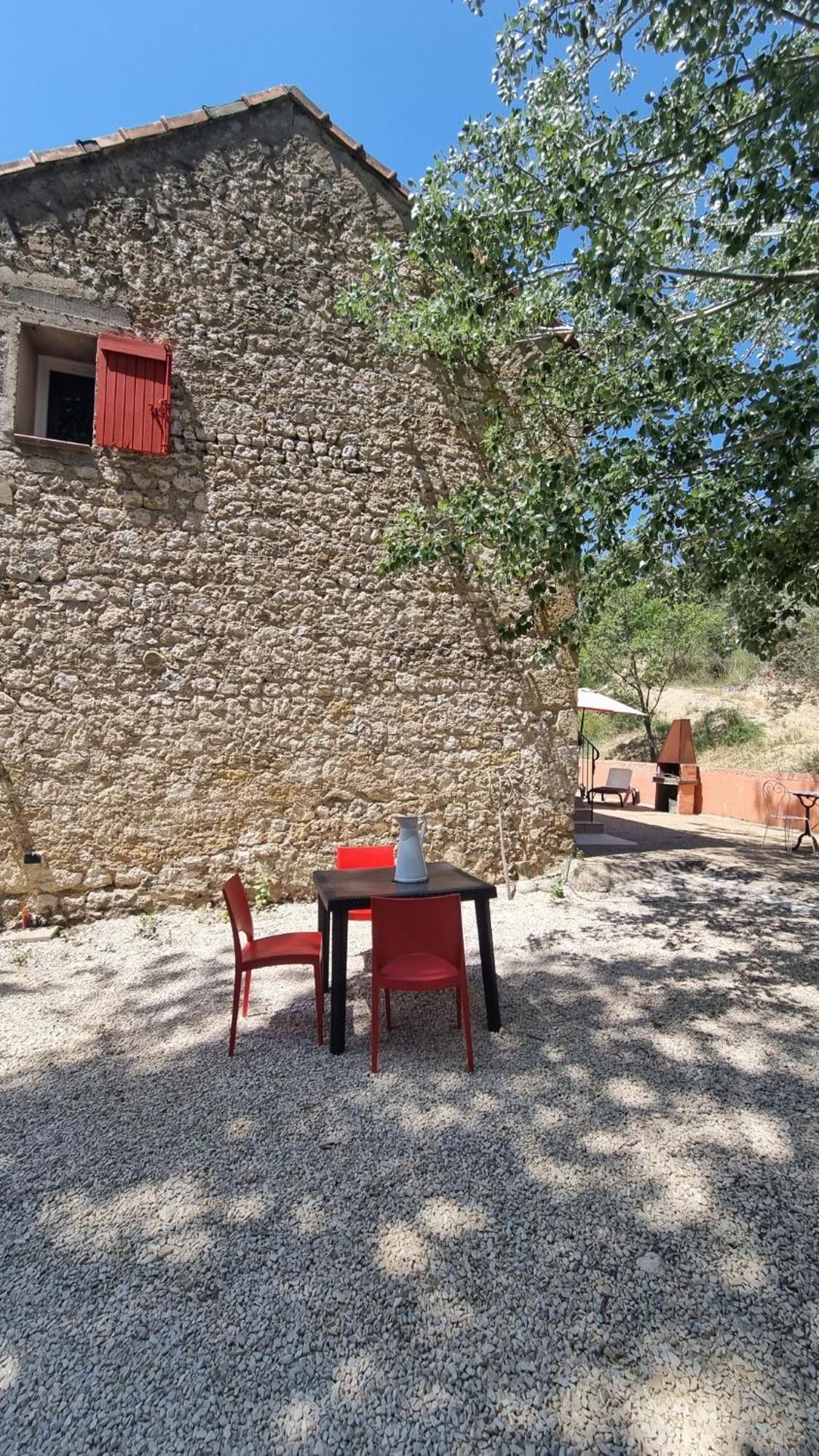 L'Oustaou Du Luberon Et Spa Villelaure Kültér fotó