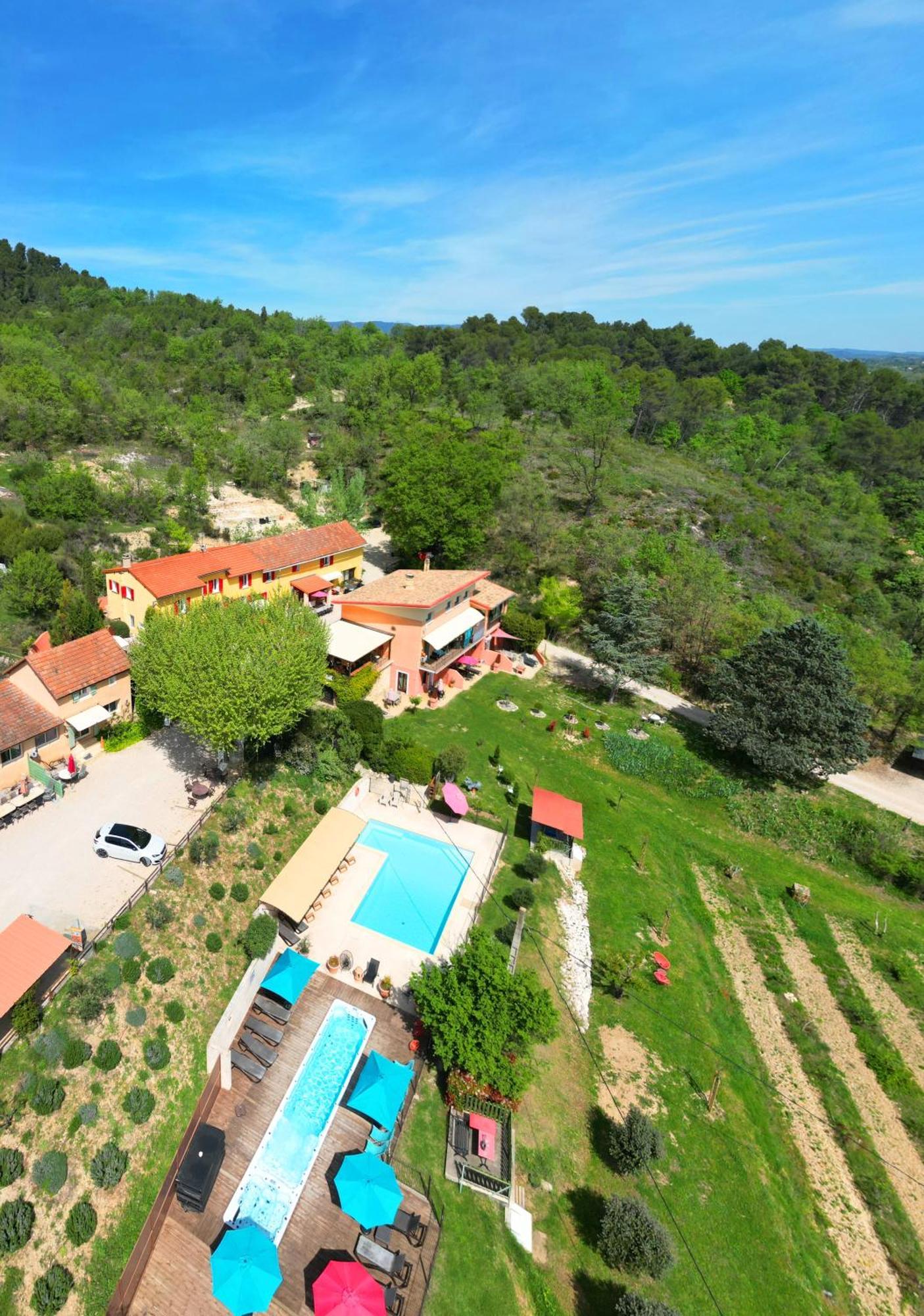 L'Oustaou Du Luberon Et Spa Villelaure Kültér fotó