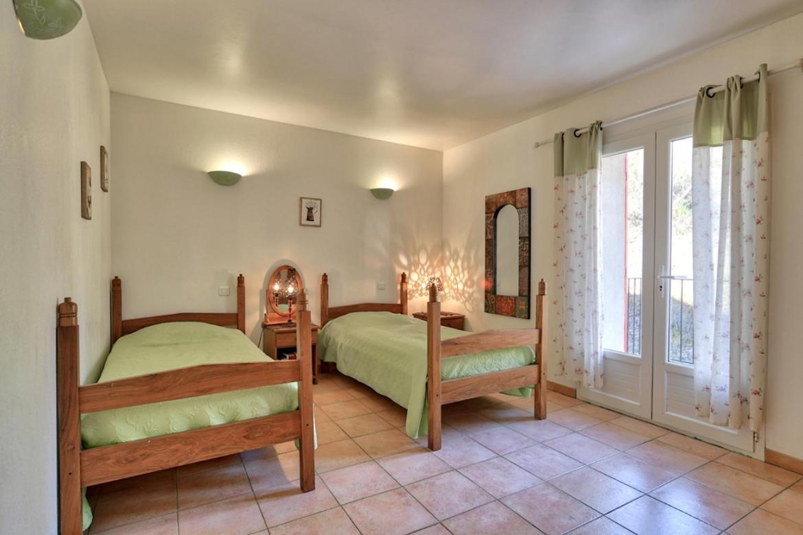 L'Oustaou Du Luberon Et Spa Villelaure Kültér fotó