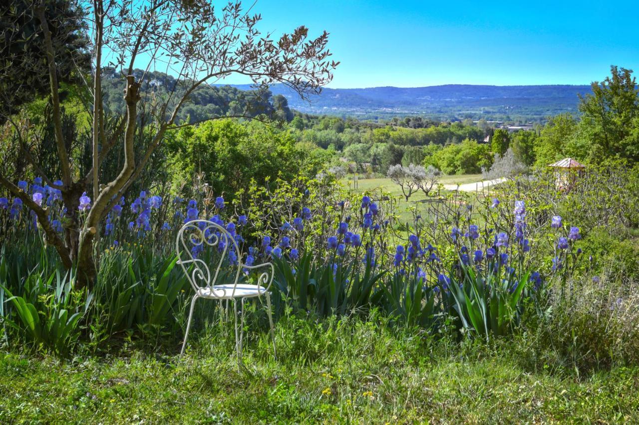 L'Oustaou Du Luberon Et Spa Villelaure Kültér fotó